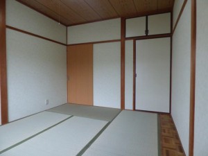 1030220548_12