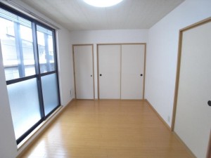 メインのお部屋の収納